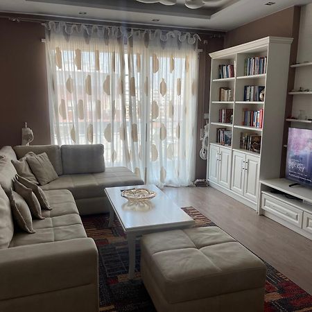 Anna'S Apartment 2 ติรานา ภายนอก รูปภาพ