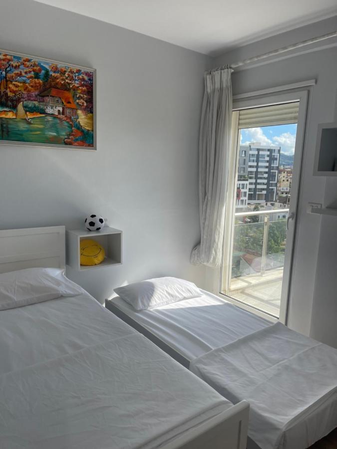 Anna'S Apartment 2 ติรานา ภายนอก รูปภาพ