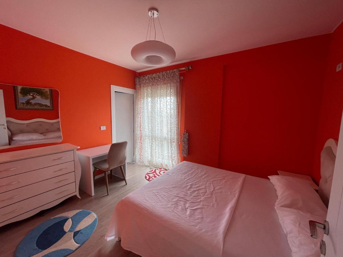 Anna'S Apartment 2 ติรานา ภายนอก รูปภาพ